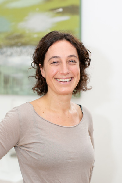 Mag. Veronika Pengg | Tuina-Praktikerin Medizinische Masseurin Heilmasseurin | Praxis in der Innenstadt